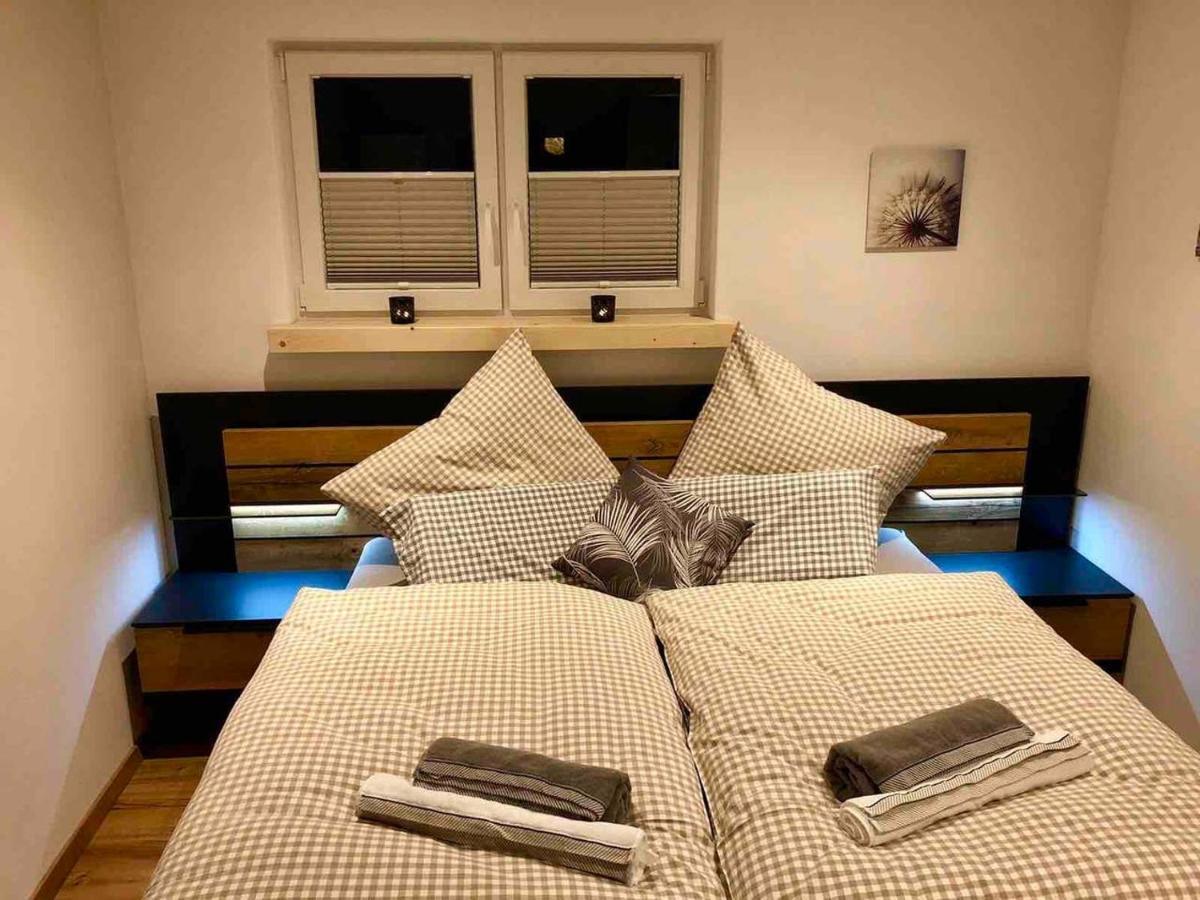 שמאלנברג Ferienwohnung Tannenglueck מראה חיצוני תמונה